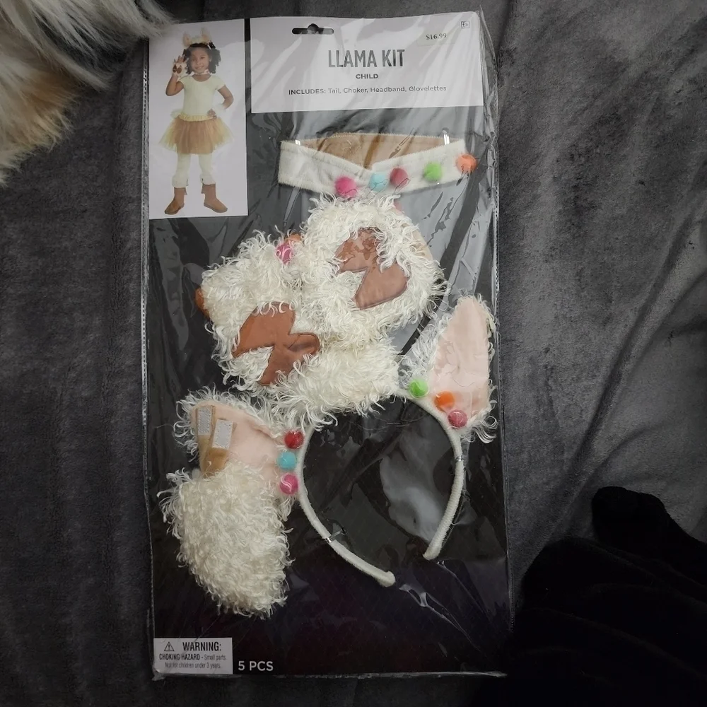 NWT Llama Kit Halloween Costume Cosplay Child OS Tail Headband Gloves Choker New - Picture 3 of 4